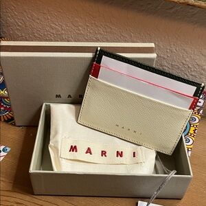 Marni Cream and Black Card Holder NWT    Full inclusion